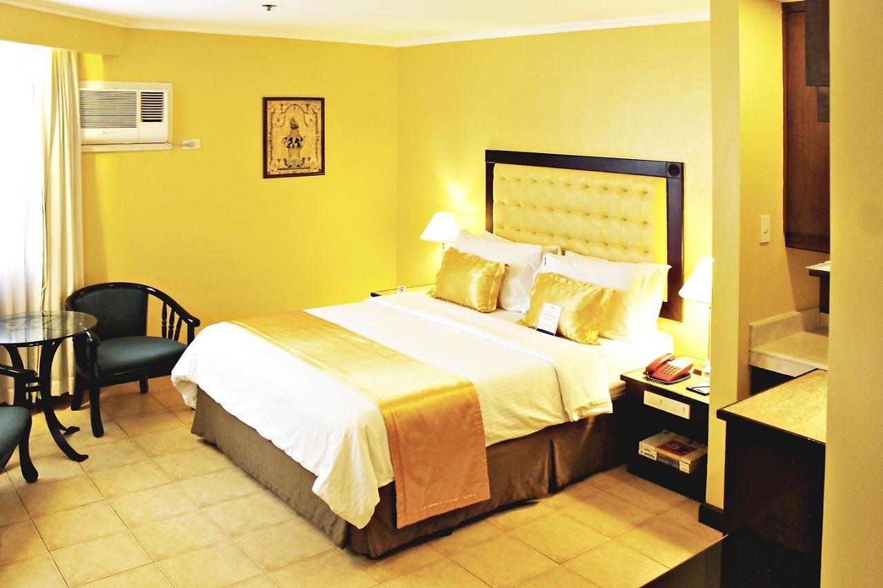 Royal Bellagio Hotel Makati City Ngoại thất bức ảnh