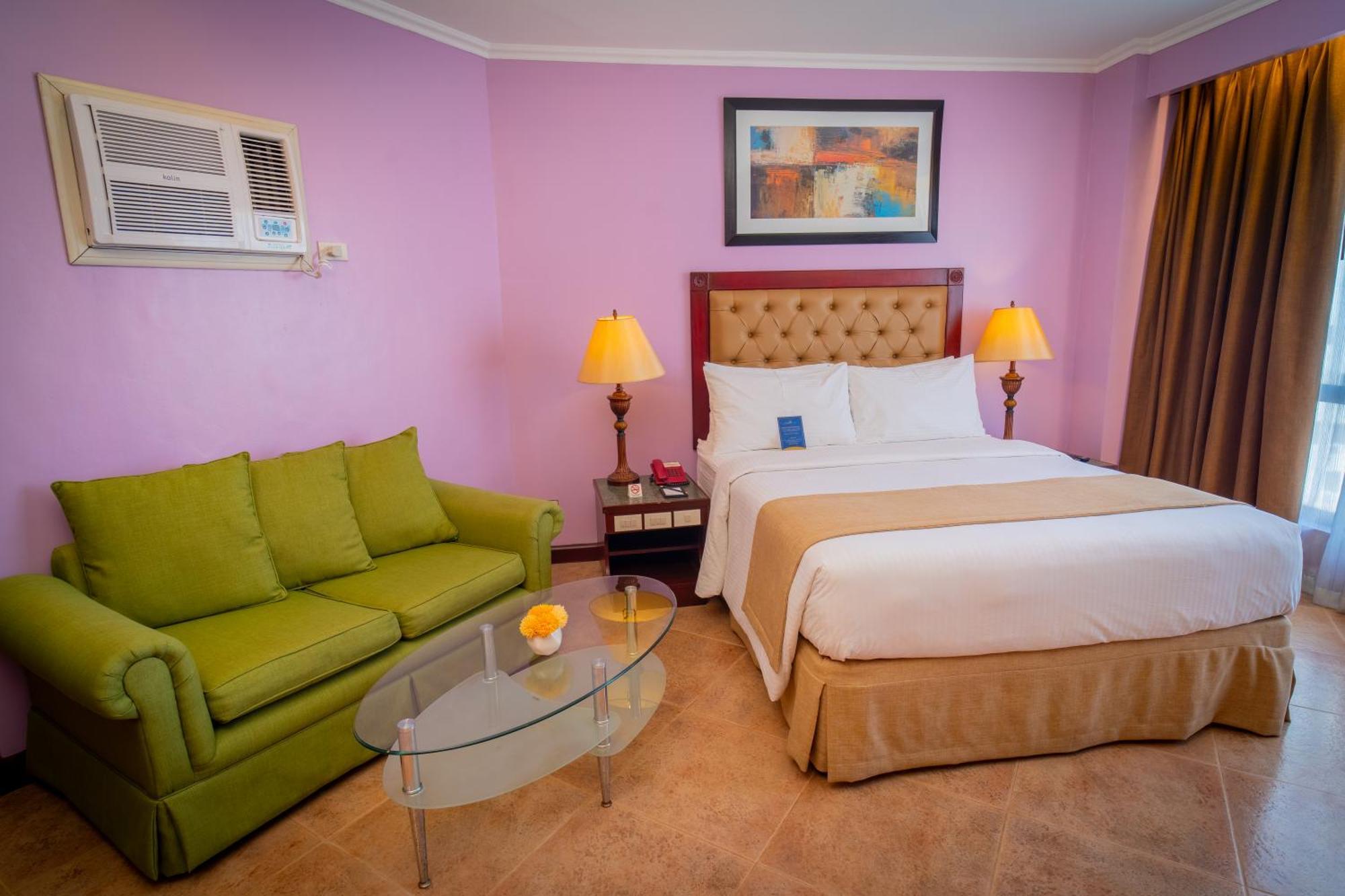 Royal Bellagio Hotel Makati City Ngoại thất bức ảnh