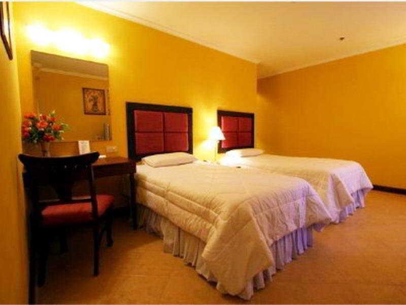 Royal Bellagio Hotel Makati City Ngoại thất bức ảnh