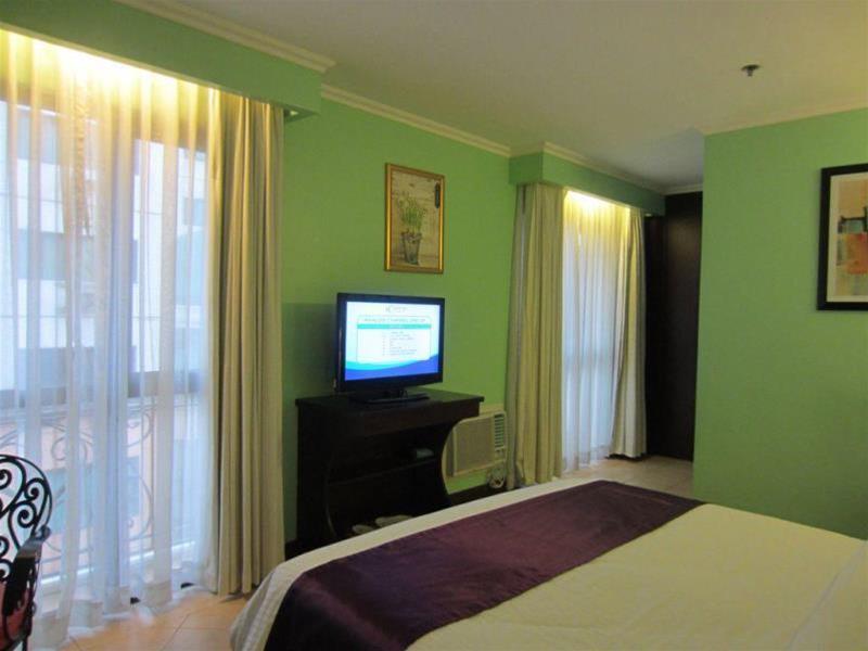 Royal Bellagio Hotel Makati City Ngoại thất bức ảnh